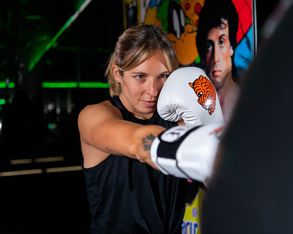 Notre coach Anne K en plein cours de boxe anglaise au Cercle